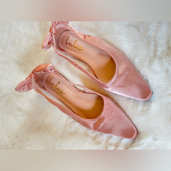 Lulus Baby Pink Satin Bow Flats Size Seven & A Half - Picture 4 of 14
